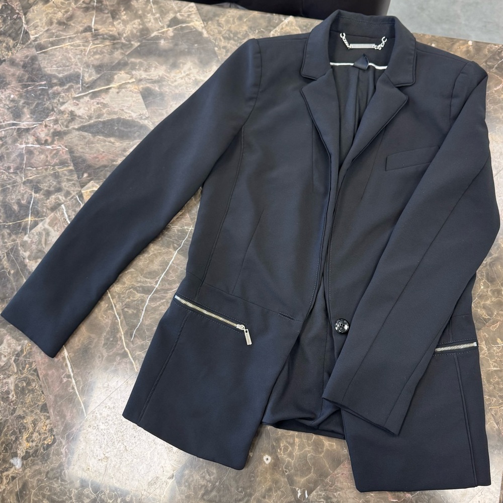 White House Black Market Size 2 Blazer